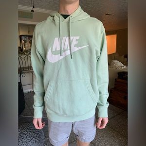 Men’s nike club hoodie